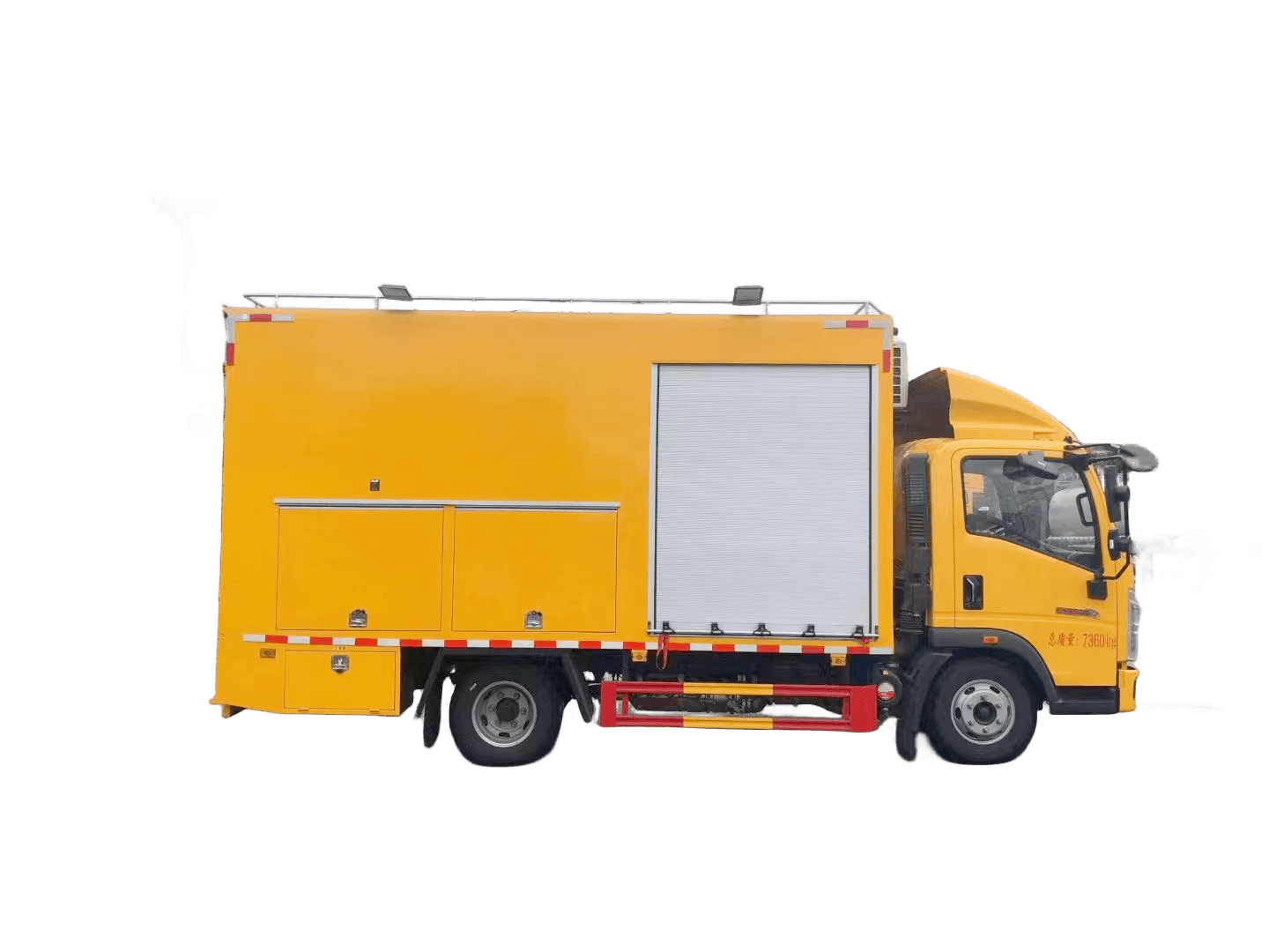 推薦管道CIPP紫外光固化修復(fù)車
