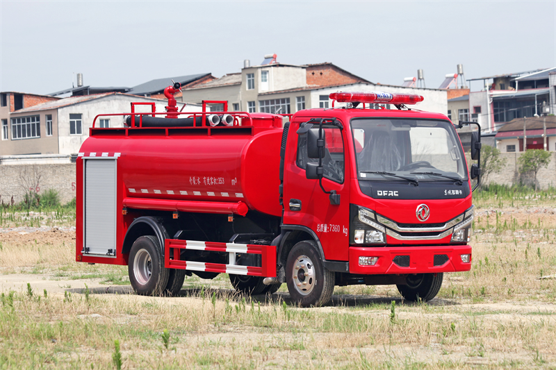 消防車噴霧機(jī)——保障火災(zāi)應(yīng)急特種車輛
